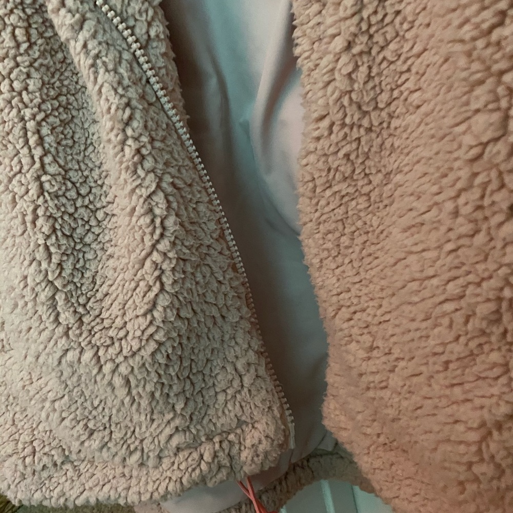 Jacket - Picture 4 of 6